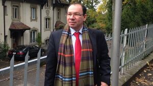 صحافة وائل قند.jpg