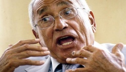 إعلاميو النظام ينقلبون على هيكل.jpg