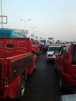 عجلة السيسي تغلق الطرق.jpg