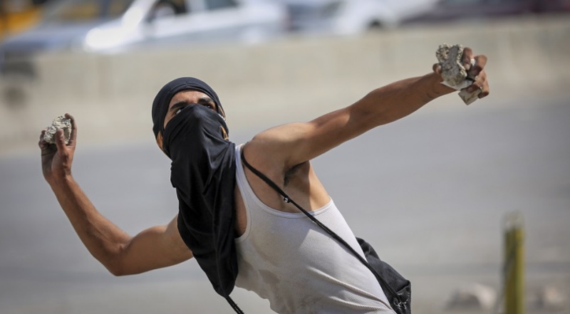 ملف:الانتفاضة بالضفة 4.jpg