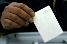 الاستفتاء استكمال لمسلسل هزلى.jpg