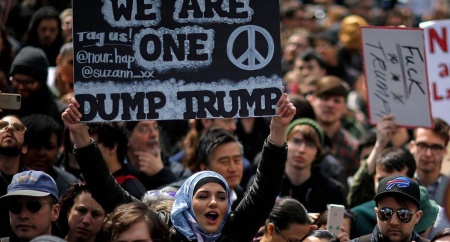 المسلمون وحركة المقاومة لترامب.jpg