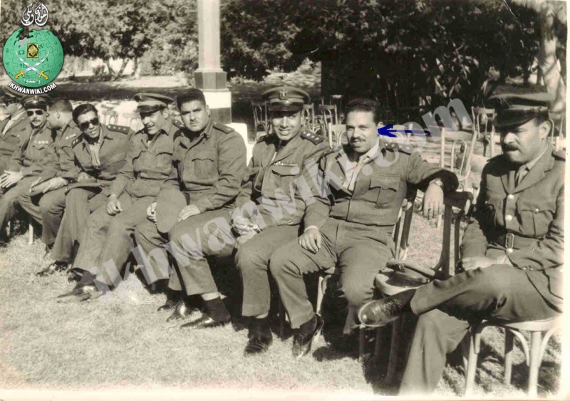 ملف:الأستاذ-ابراهيم-شرف-اثناء-عمله-لضابط-فى-الجيش-حتى-عام1965م3.jpg