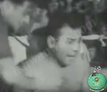 عرفة-السيد-على-حلبة-الملاكمة.jpg