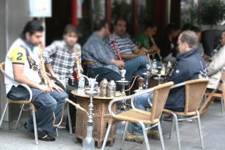 هل المجاهرة بالإفطا.jpg