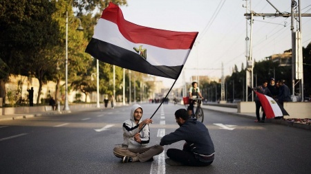 اخفض رأسك فقد مضى.jpg